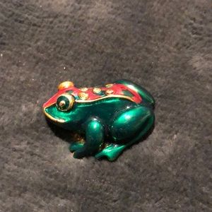 Vintage frog pin